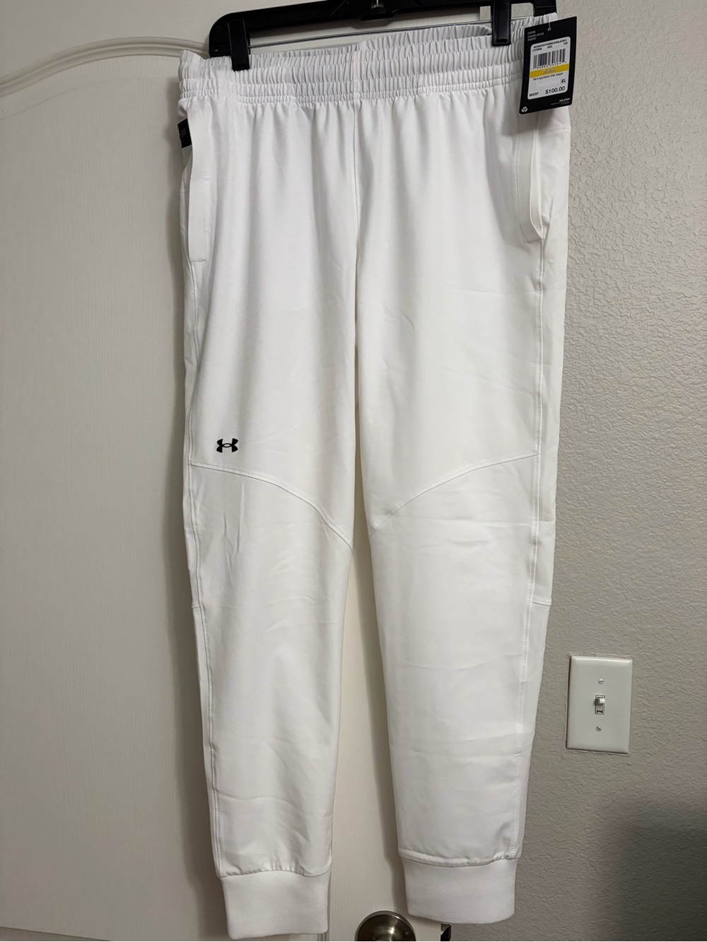 Under Armour Women’s White Jogger Sweatpants